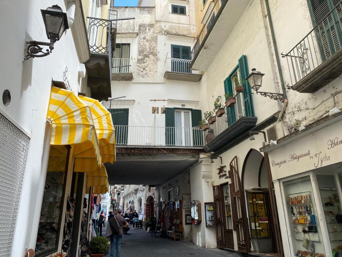 Appartement Peonia à Amalfi Extérieur photo